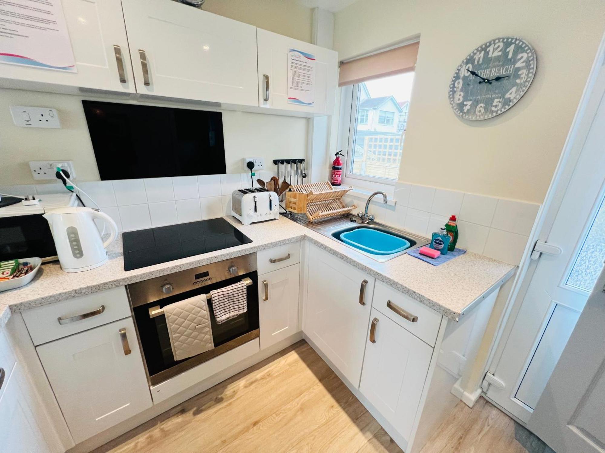 2 Bedroom Bungalow Sv58, Seaview, Isle Of Wight Free Wi-Fi Экстерьер фото