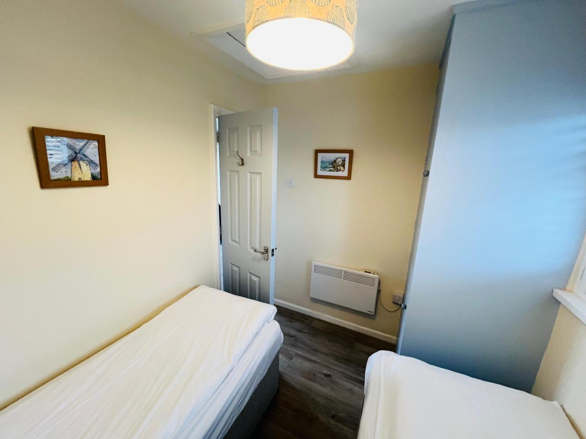 2 Bedroom Bungalow Sv58, Seaview, Isle Of Wight Free Wi-Fi Экстерьер фото